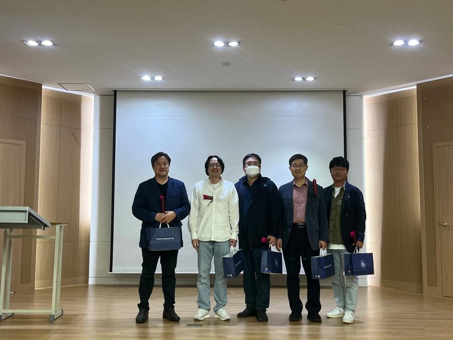 썸네일 사진